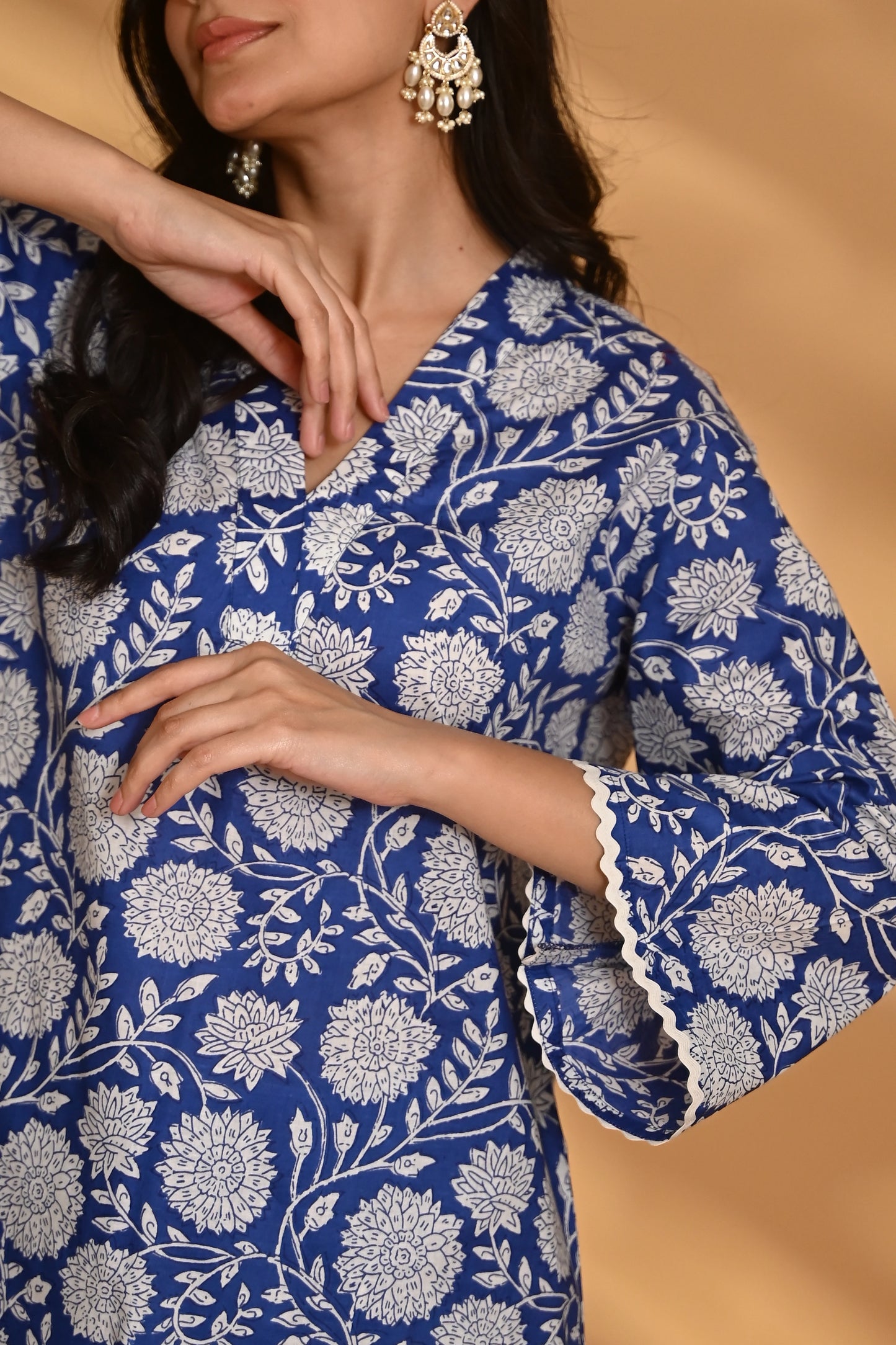 Iraāvi Kurta Pant Set- Blue