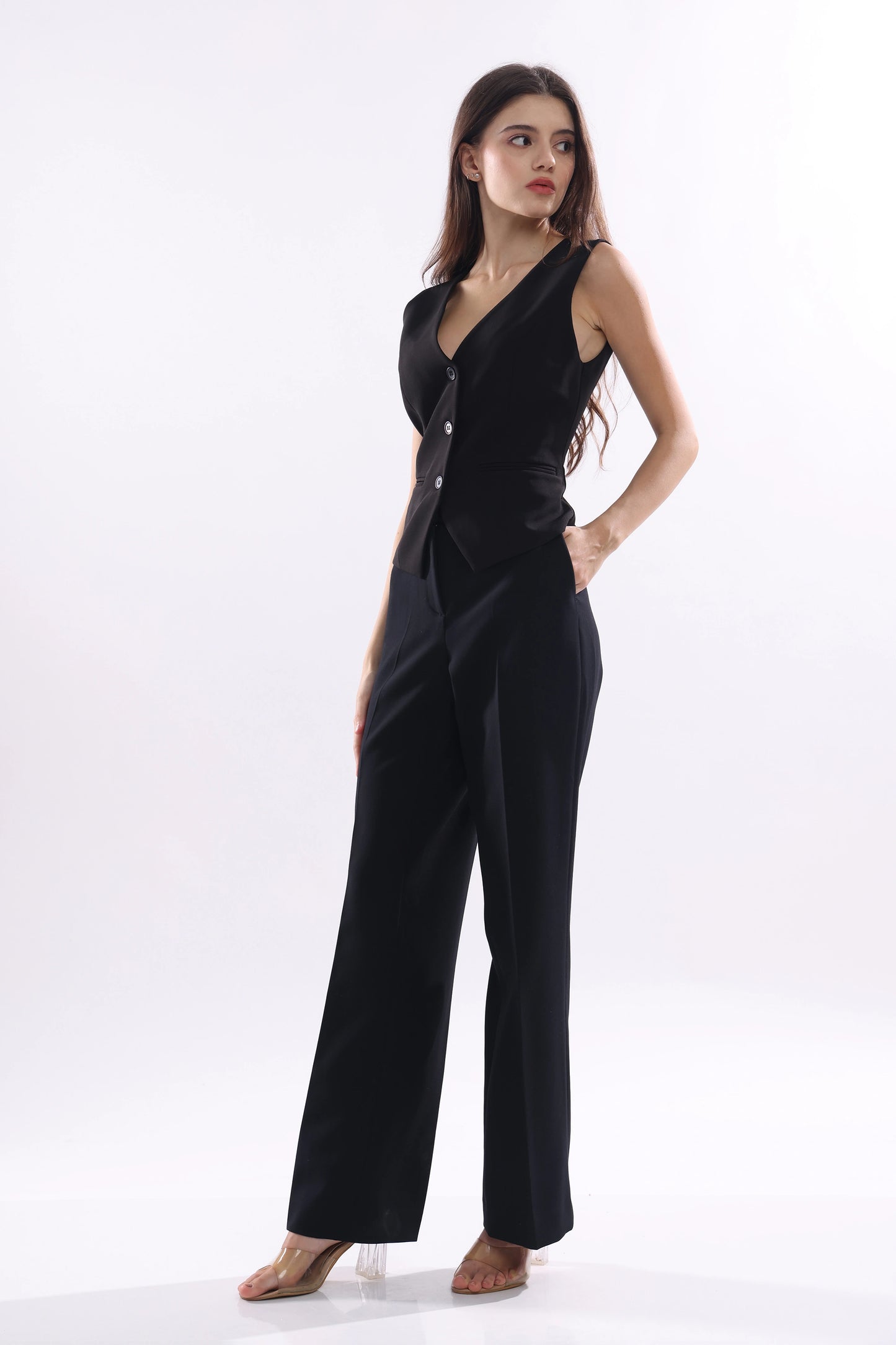 Nivōr Black Waistcoat