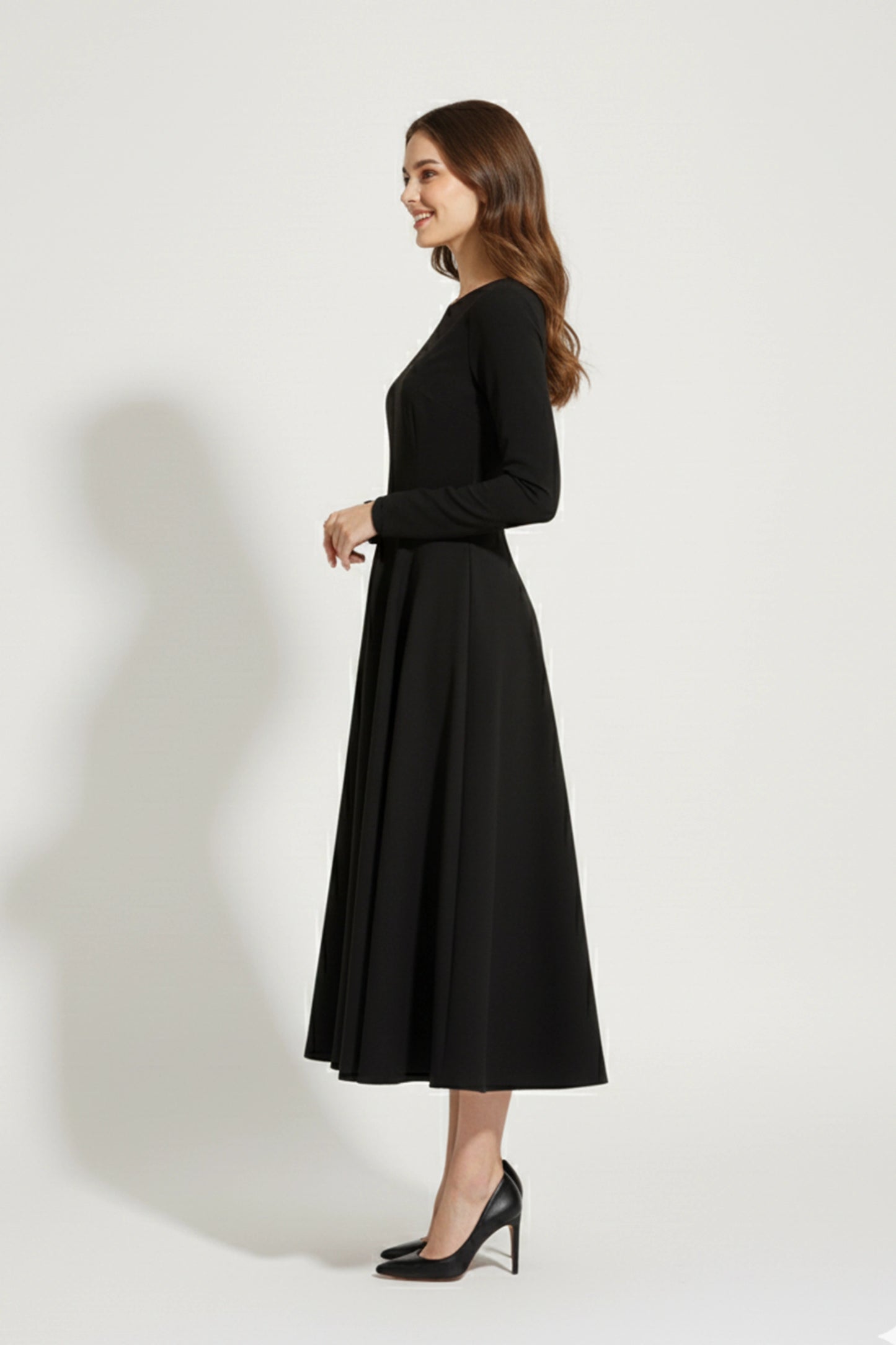 Black Muse Midi with Sleeves
