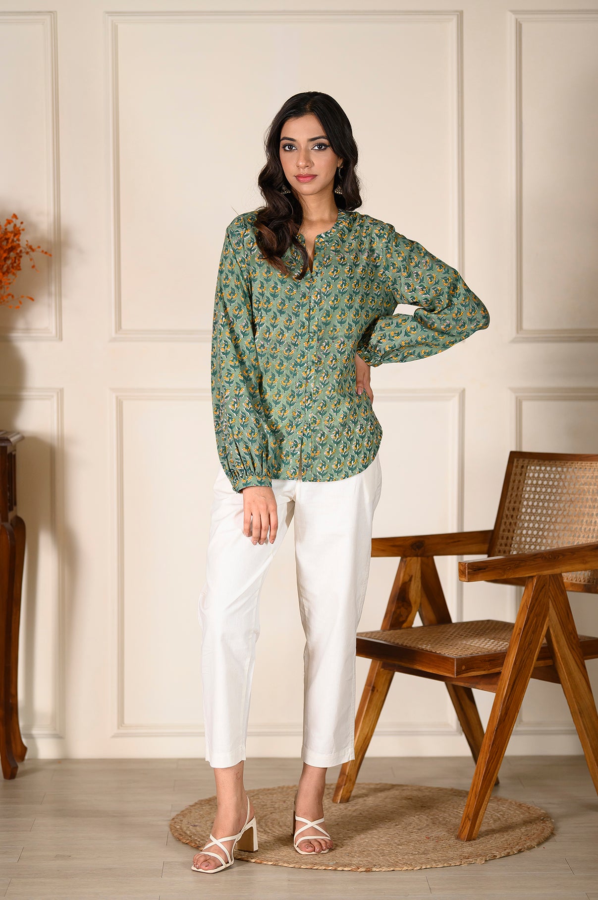 Garden Booti Balloon Sleeve Top