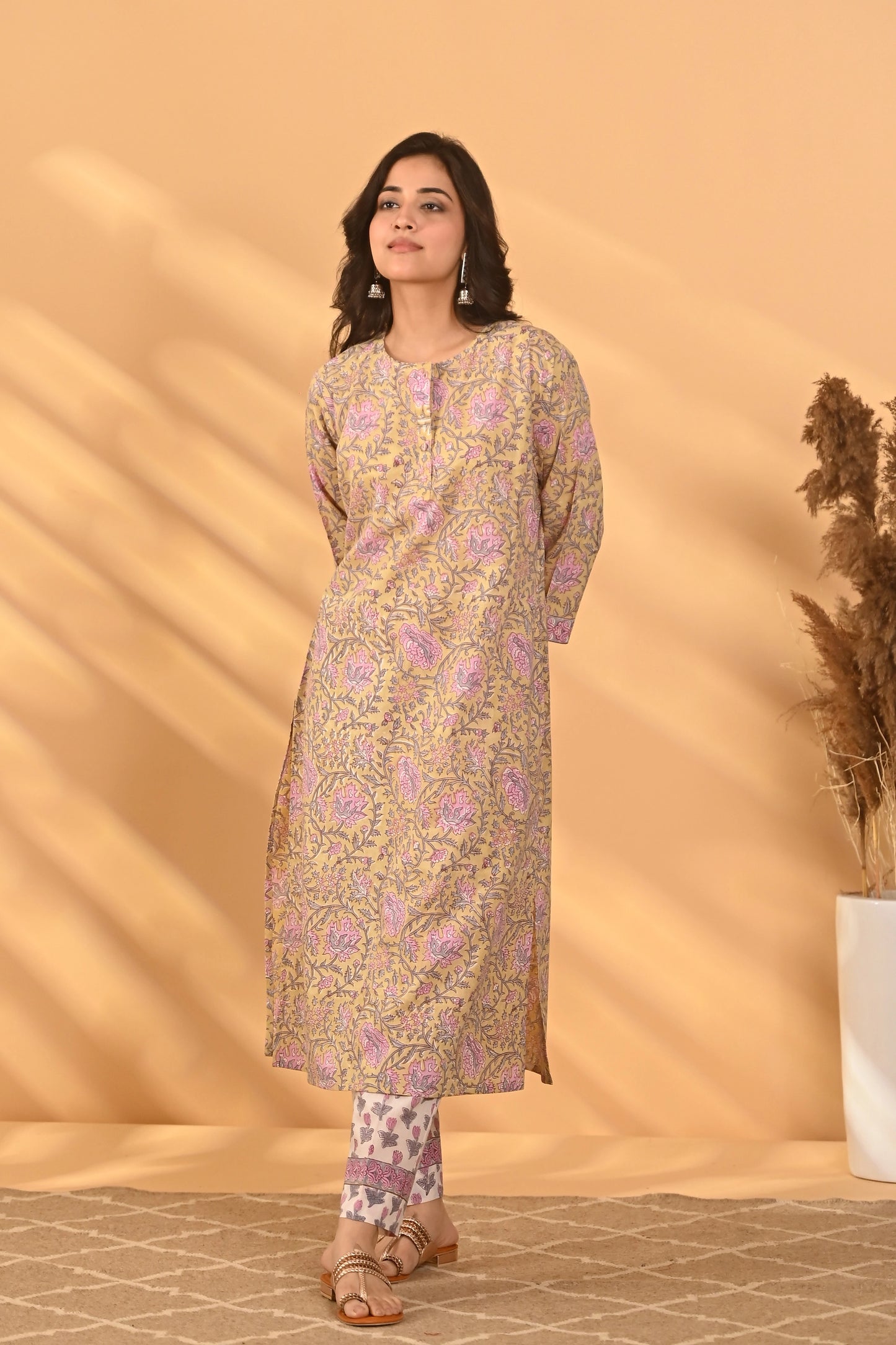 Amaya Suit Set of 3