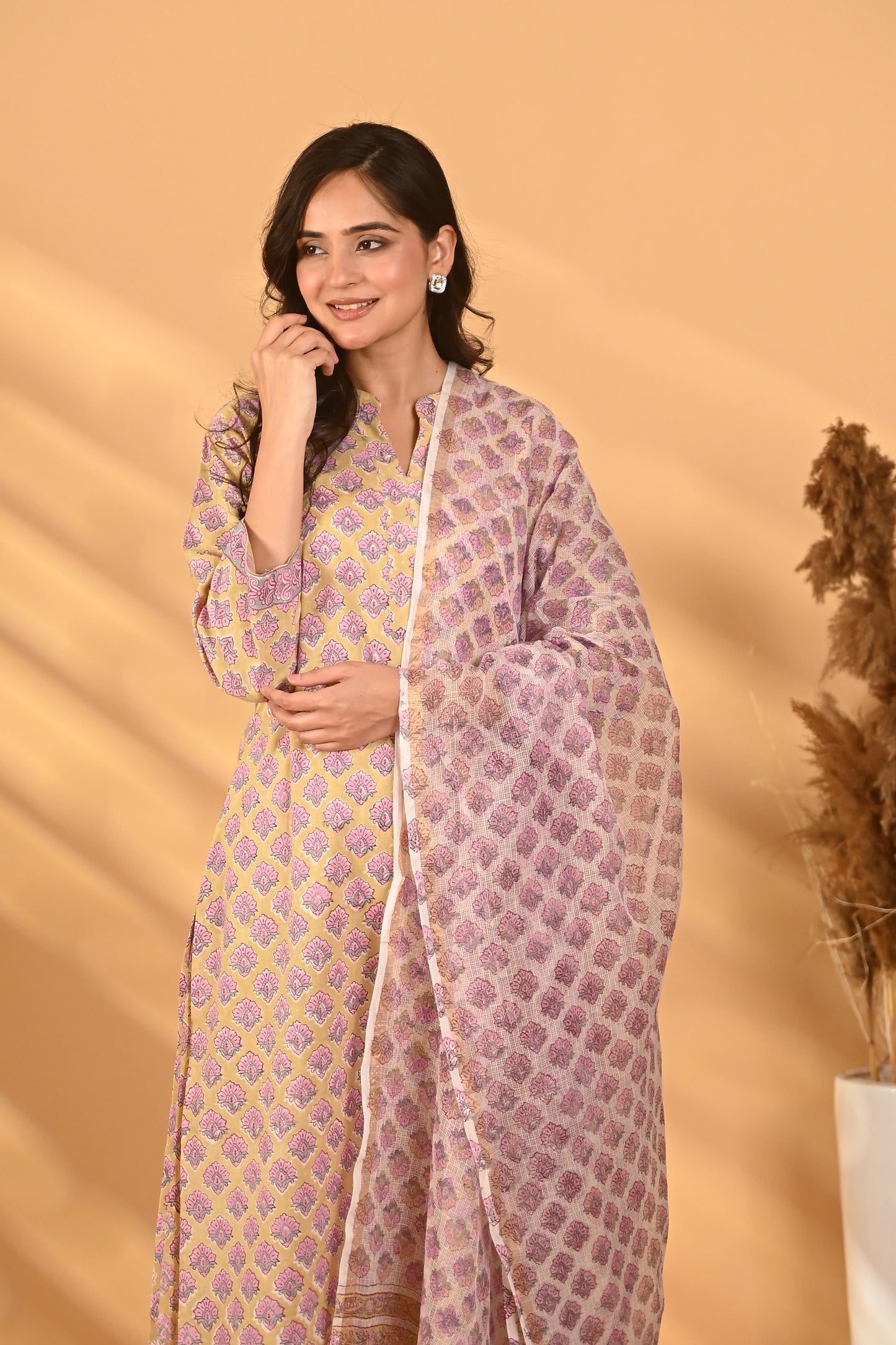 Saras Suit Set of 3