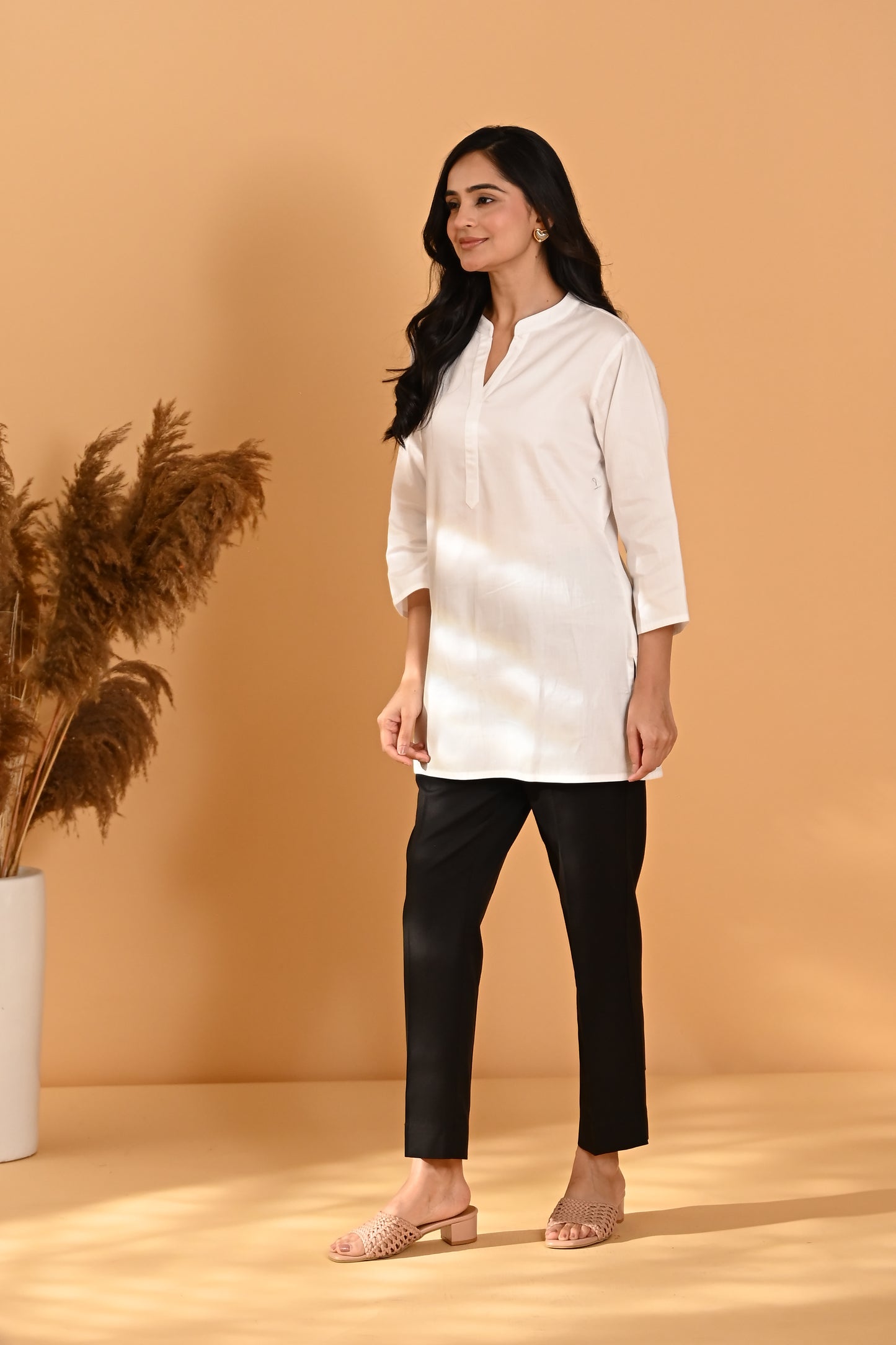 Elira Short Cotton Kurta- White