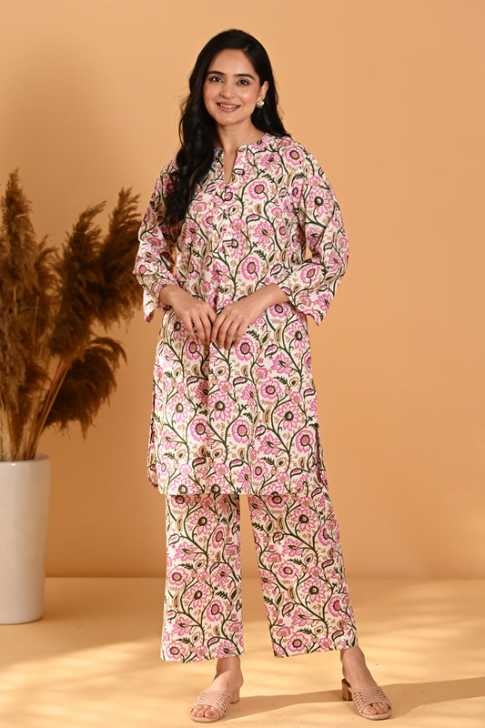 Vanalya Kurta Pant Set- White