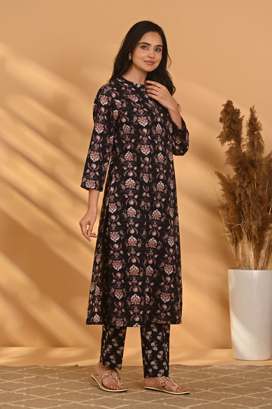 Tāmra Kurta Pant Set