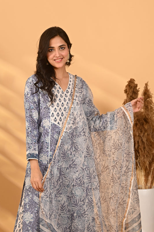 Nira Suit Set of 3